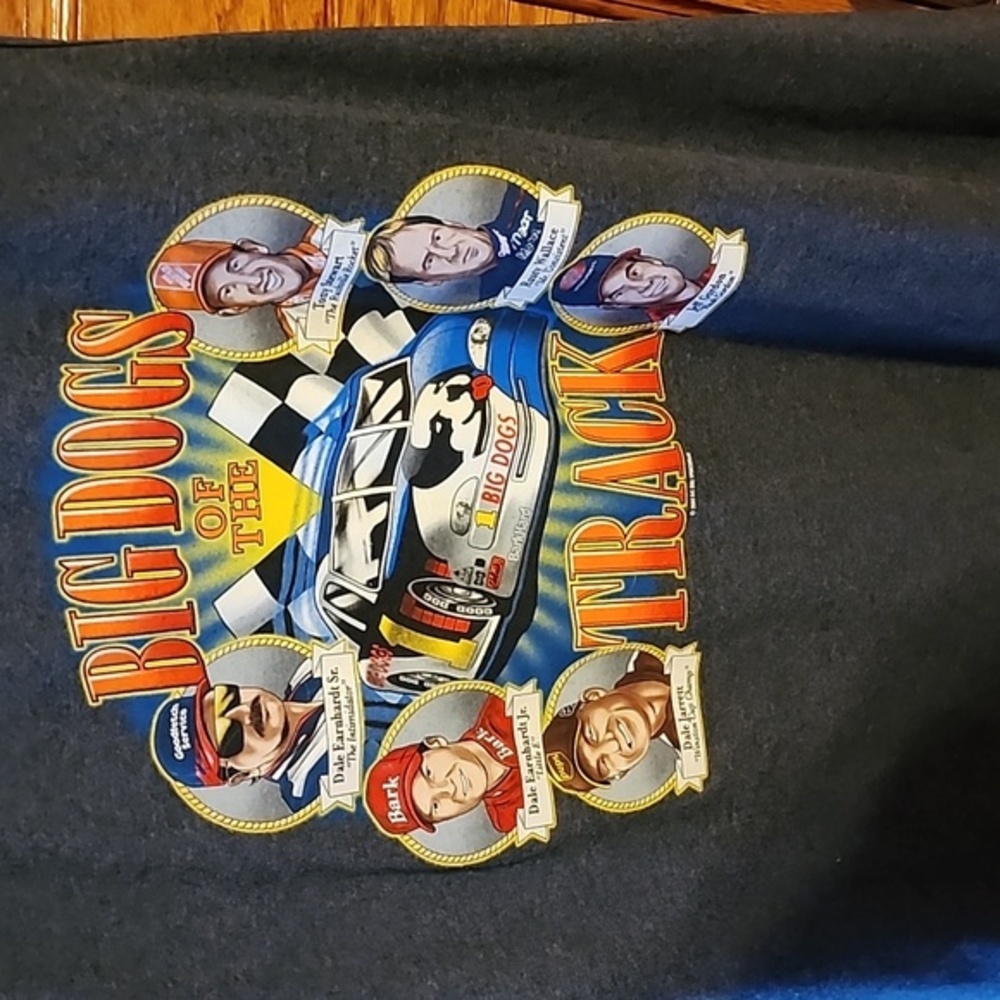 Mens‎ Nascar shirt